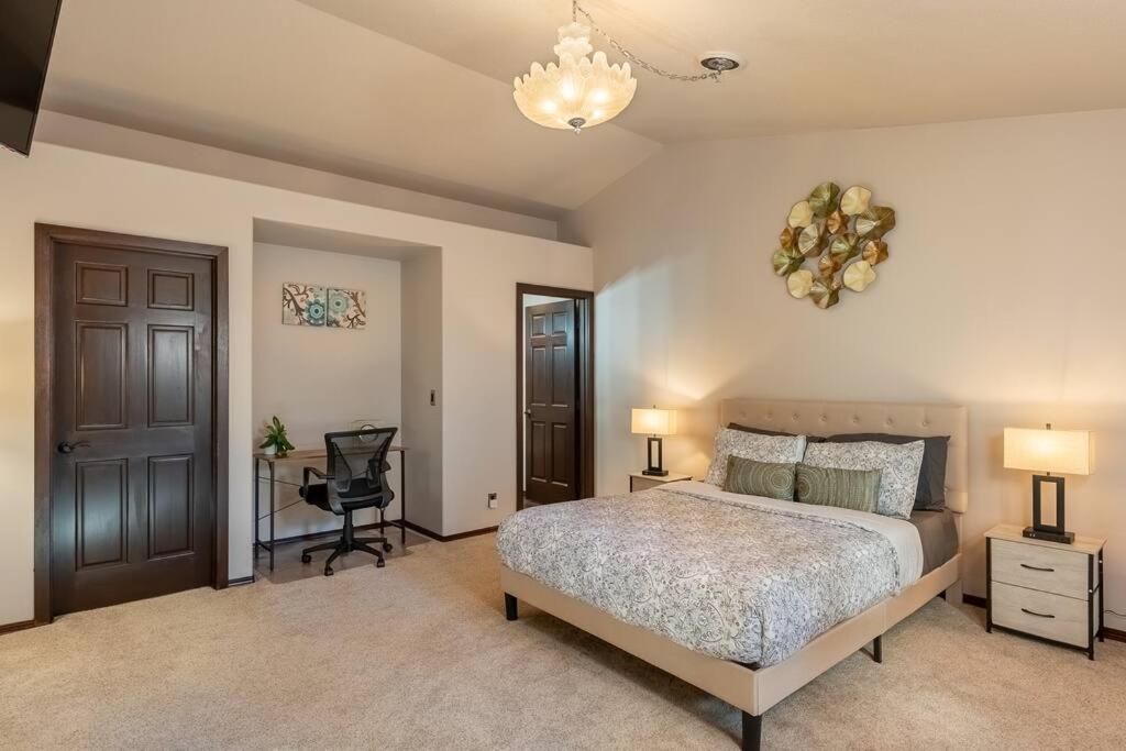 Comfy 4B/2B Home Near Dunes & Ocean! Pet Friendly! Флоренс Экстерьер фото