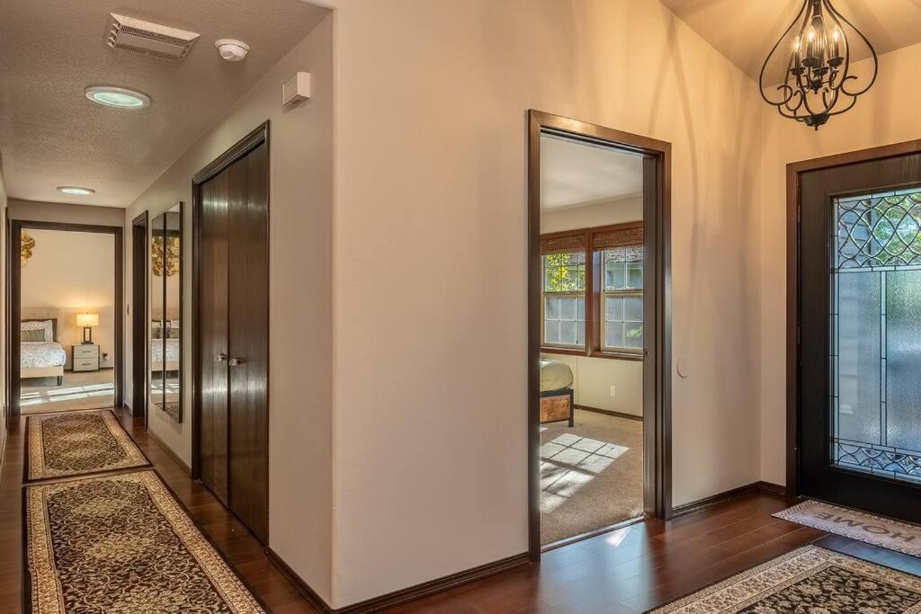 Comfy 4B/2B Home Near Dunes & Ocean! Pet Friendly! Флоренс Экстерьер фото